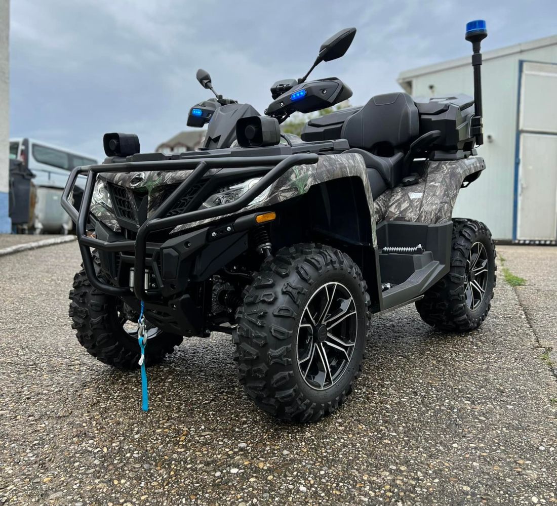 3 ks moderných štvorkoliek pre vojenskú políciu